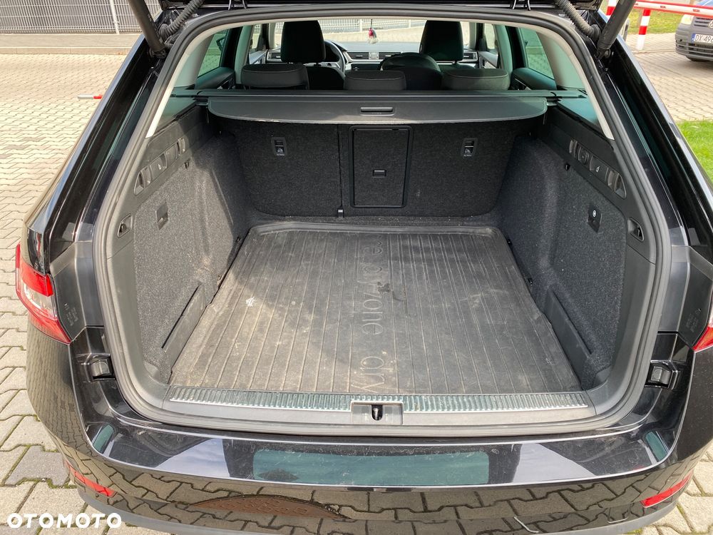 Skoda Superb 1.5 TSI Ambition DSG - 23