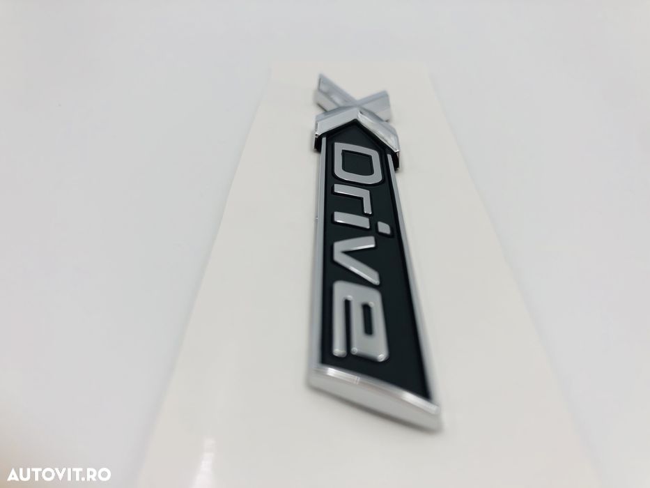 Emblema BMW X-drive model nou - 5