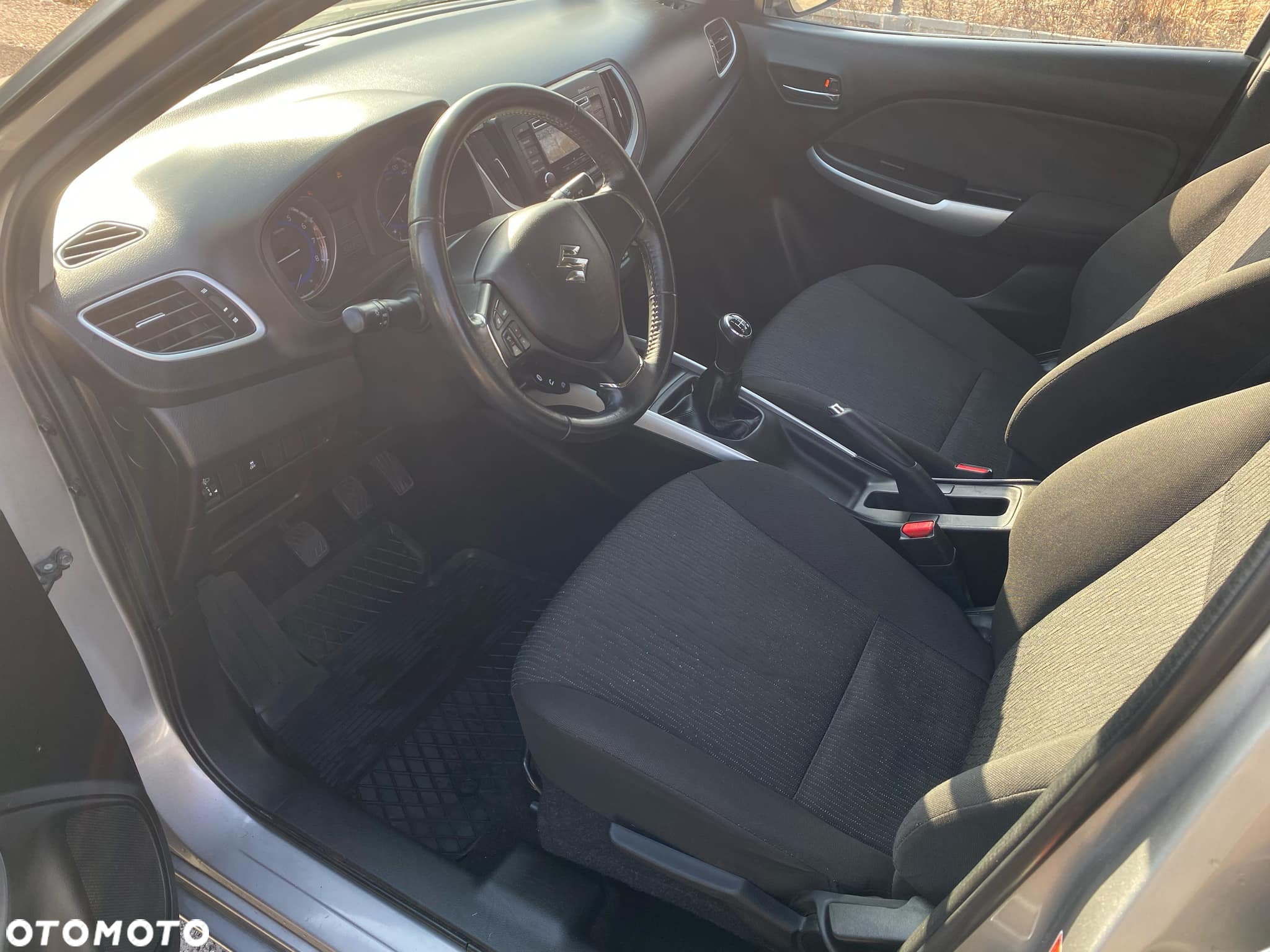 Suzuki Baleno 1.2 Premium - 10