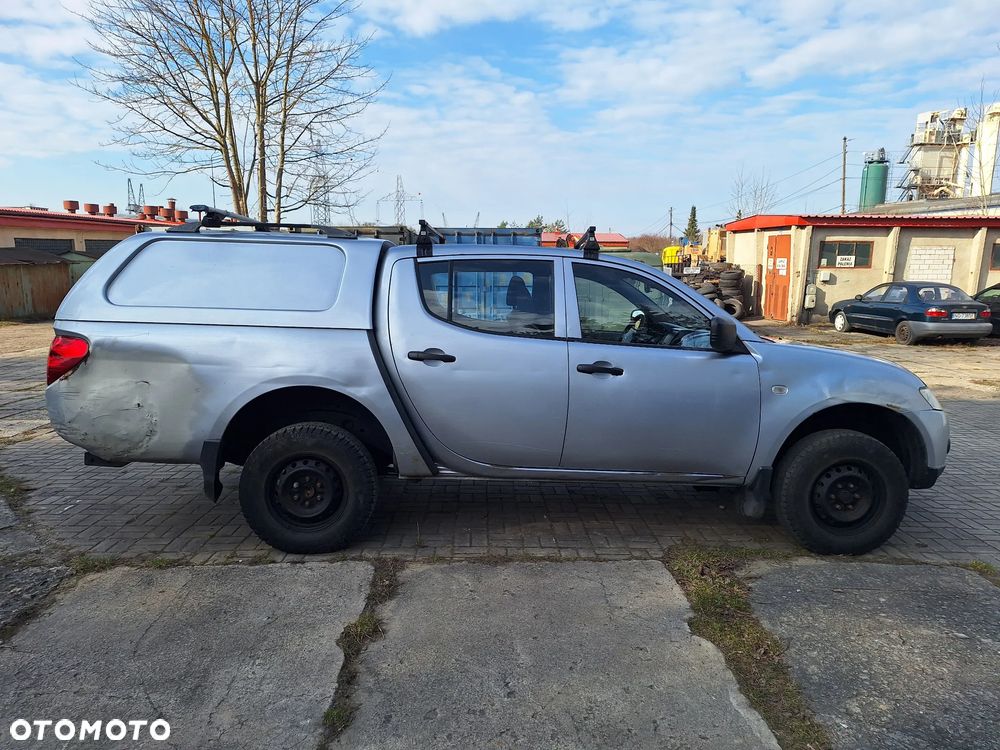 Mitsubishi L200 - 7