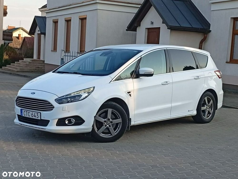 Ford S-Max 2.0 TDCi Titanium PowerShift - 6