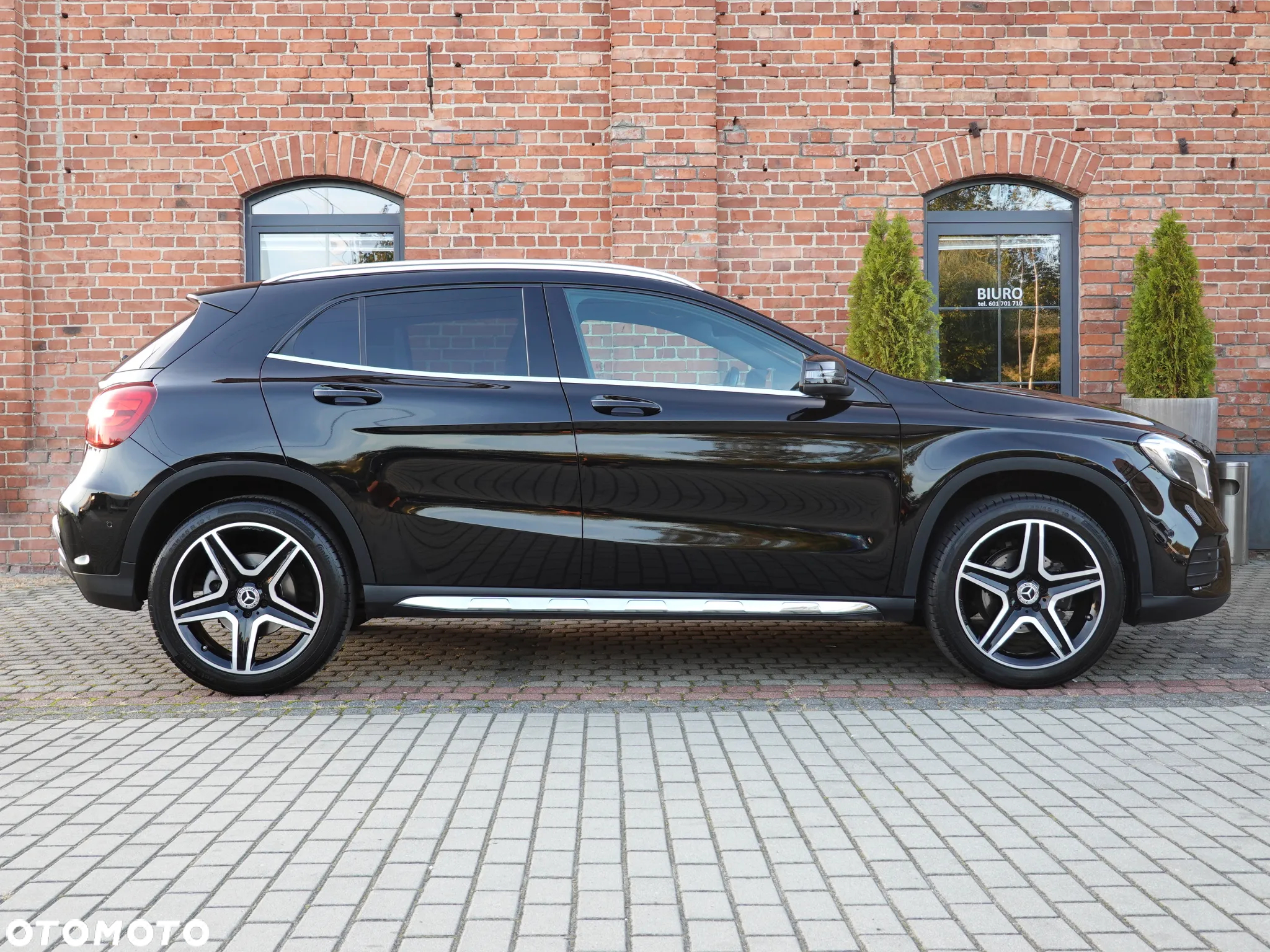 Mercedes-Benz GLA 200 7G-DCT AMG Line - 5
