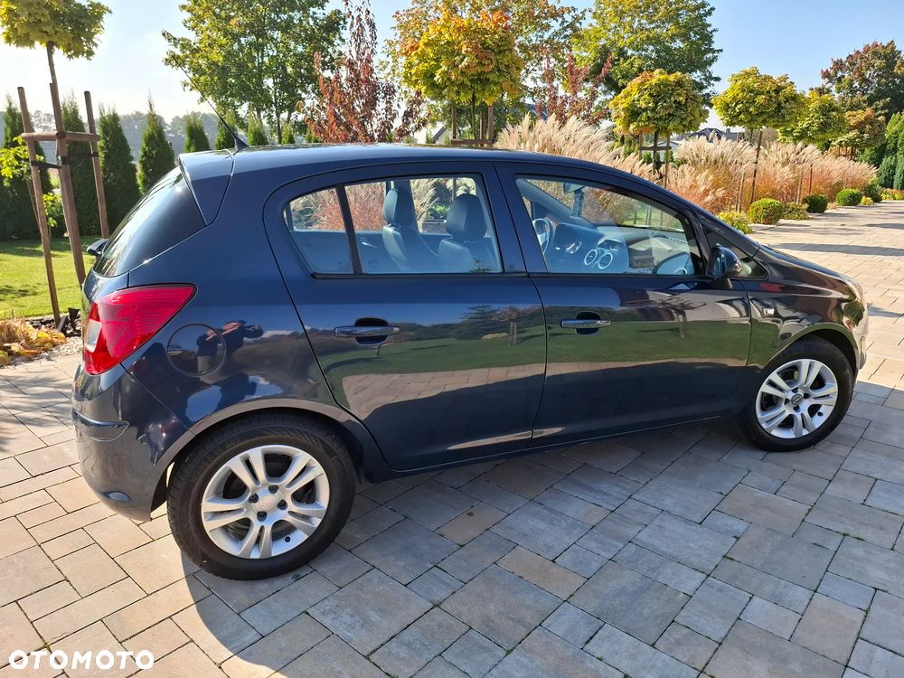Opel Corsa 1.4 T Cosmo S&S - 22