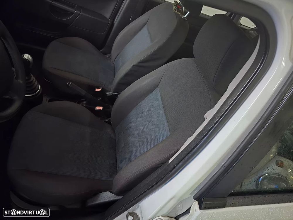 Ford Fiesta 1.4 TDCi Trend - 8