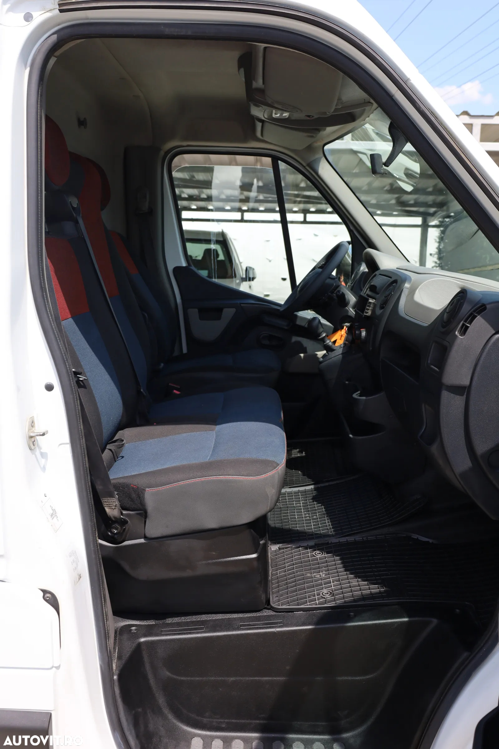 Renault Master - 18