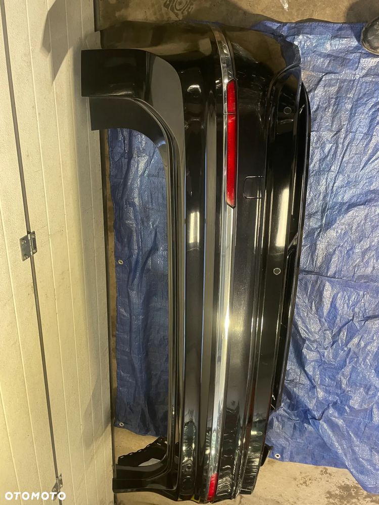 VW TIGUAN II zderzak tył r line LC9X w kolor ORYGIANŁ 4x pdc - 4