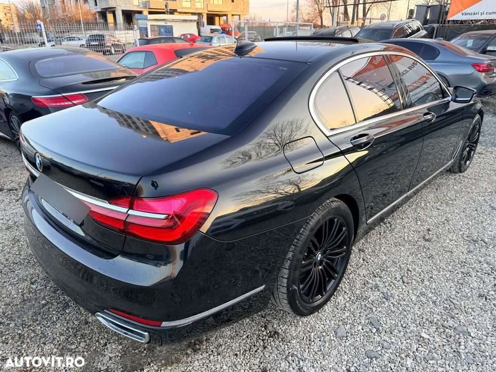 BMW Seria 7 730d xDrive - 24
