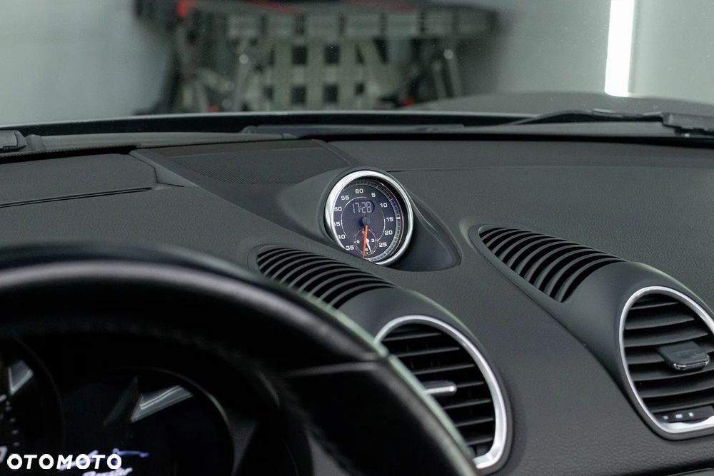Porsche 718 Boxster PDK - 11