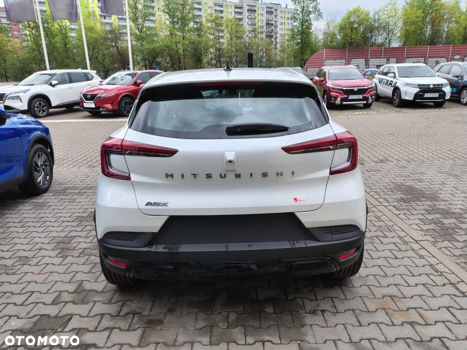 Mitsubishi ASX - 3