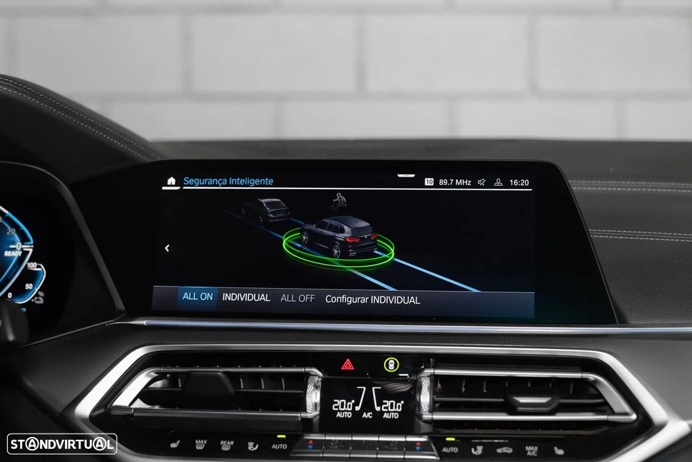 BMW X5 45 e xDrive Pack M - 20