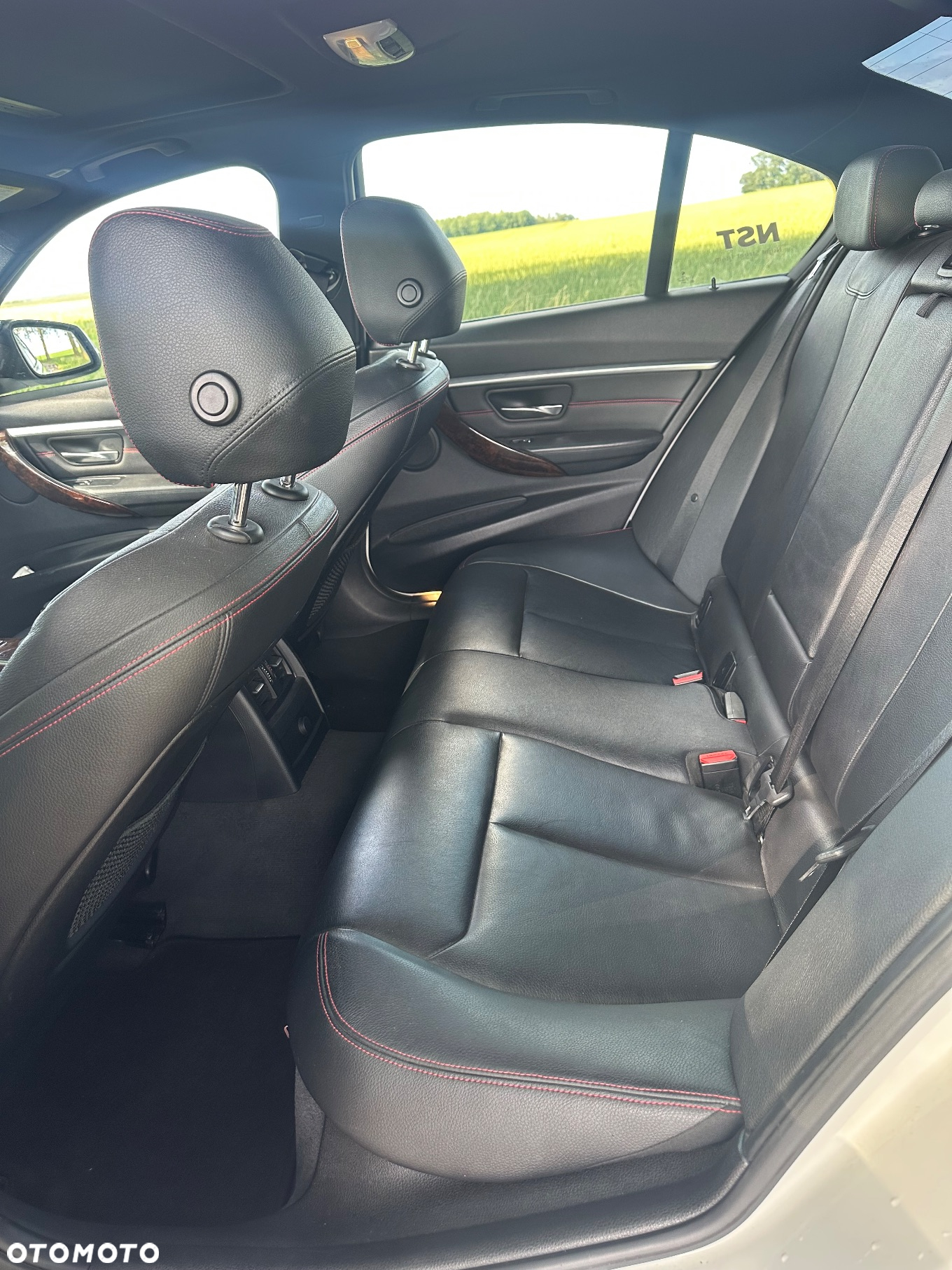 BMW Seria 3 328i Sport Line - 12