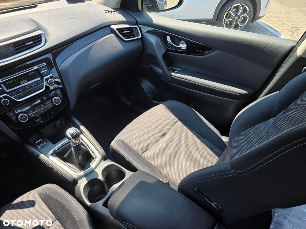 Nissan Qashqai 1.2 DIG-T Acenta EU6 - 14