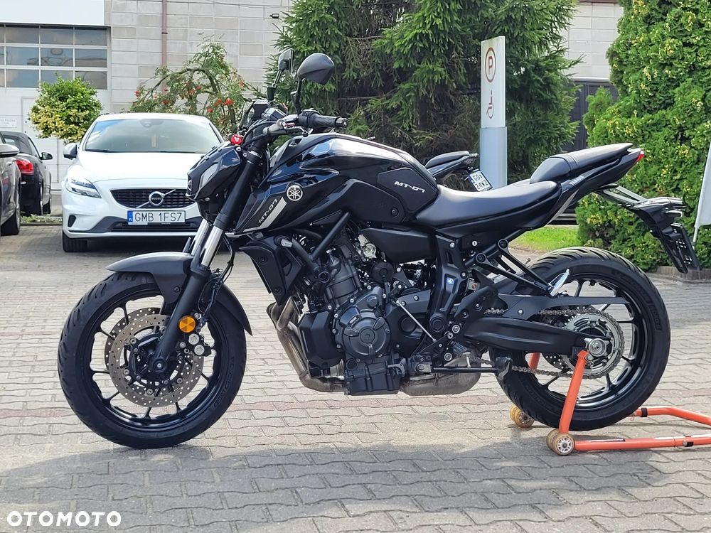 Yamaha MT - 12