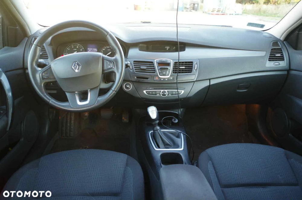 Renault Laguna 1.6 Authentique - 6