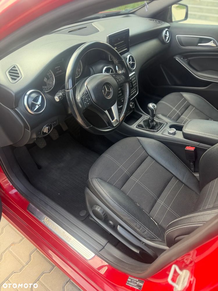 Mercedes-Benz Klasa A 180 CDI (BlueEFFICIENCY) - 2