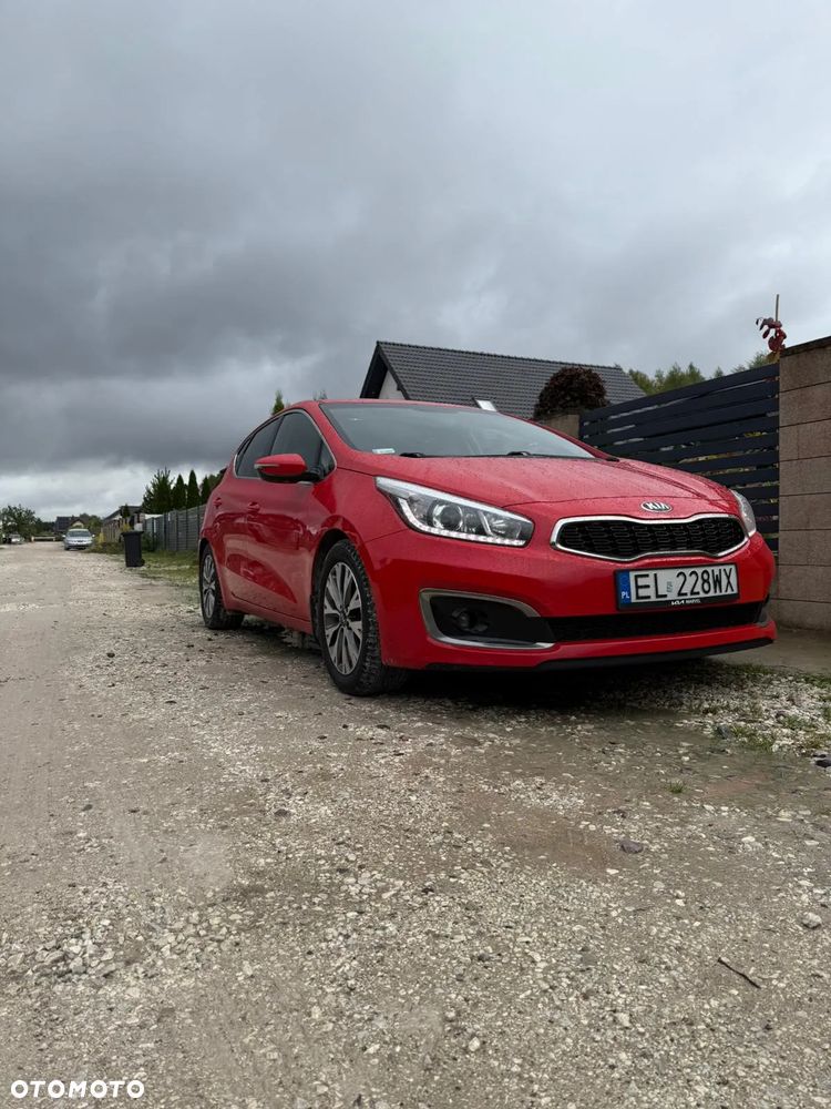 Kia Ceed Cee'd 1.6 GDI L Business Line - 3