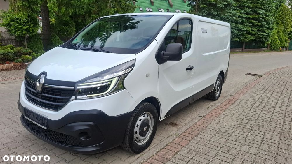 Renault Trafic - 2