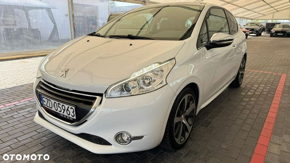 Peugeot 208 - 3