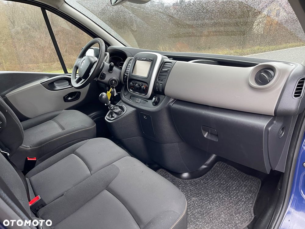 Renault Trafic - 19