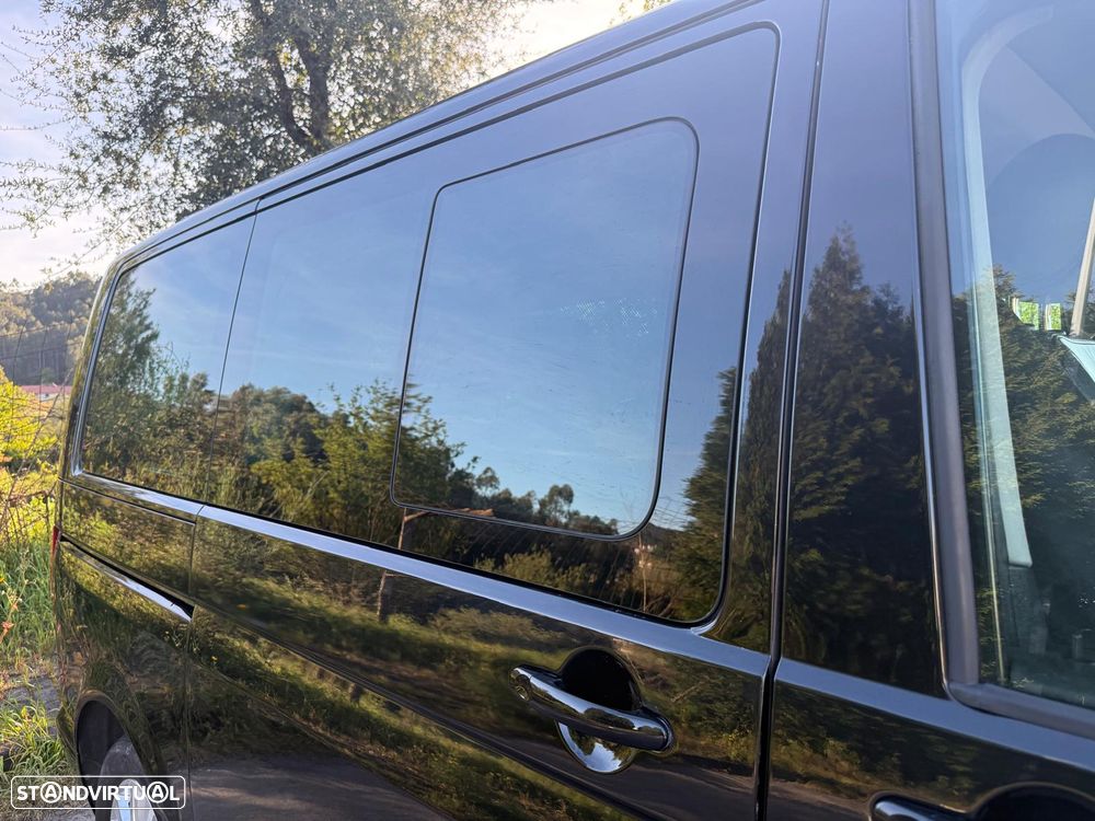 VW Multivan 2.0 TDi 180 Highline BlueMotion - 30