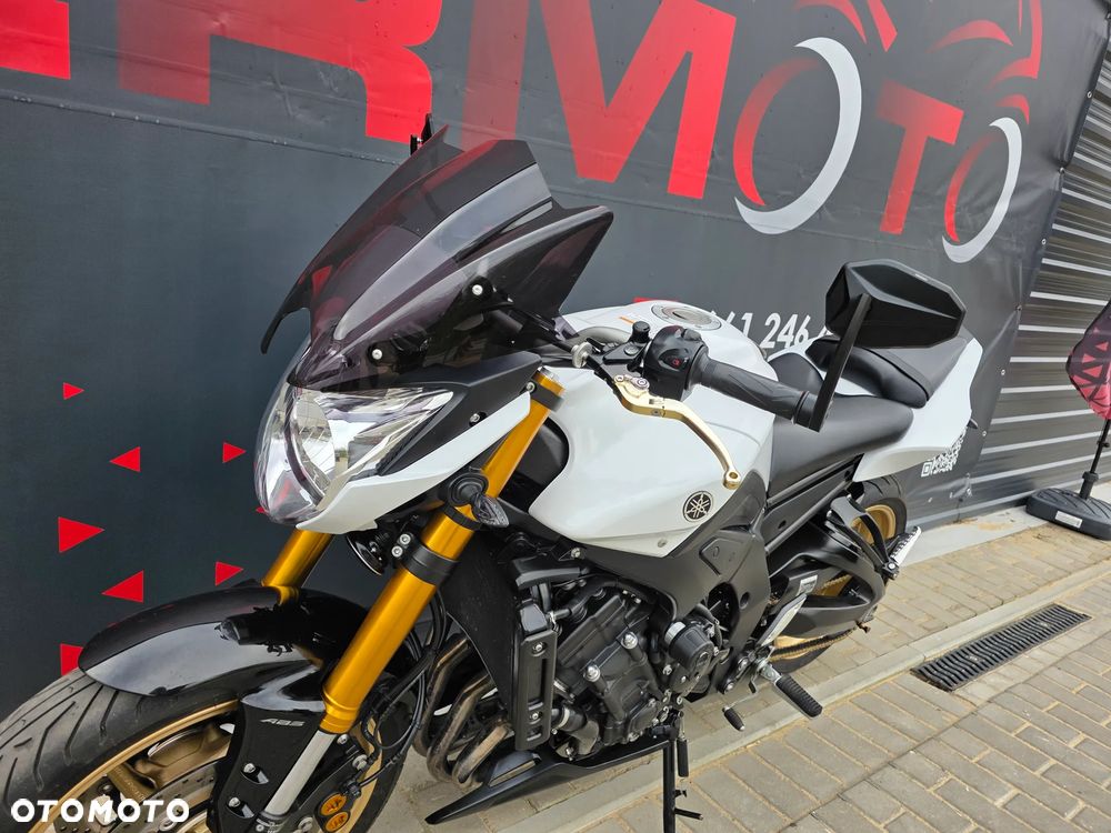 Yamaha FZ8 - 12
