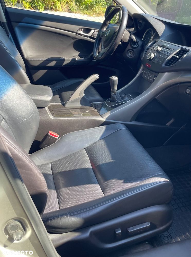Honda Accord 2.0 Executive - 20