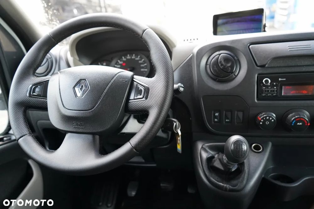 Renault MASTER / WYWROTKA TYLNOZSYPOWA / 3 MIEJSCA / BLIŹNIAK / MANUAL / SPROWADZONA - 31