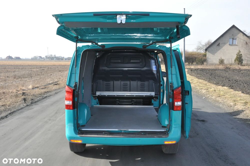 Mercedes-Benz VITO - 16