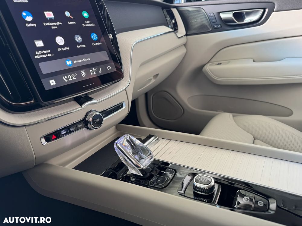 Volvo XC 60 Recharge T6 Twin Engine eAWD Inscription Expression - 16