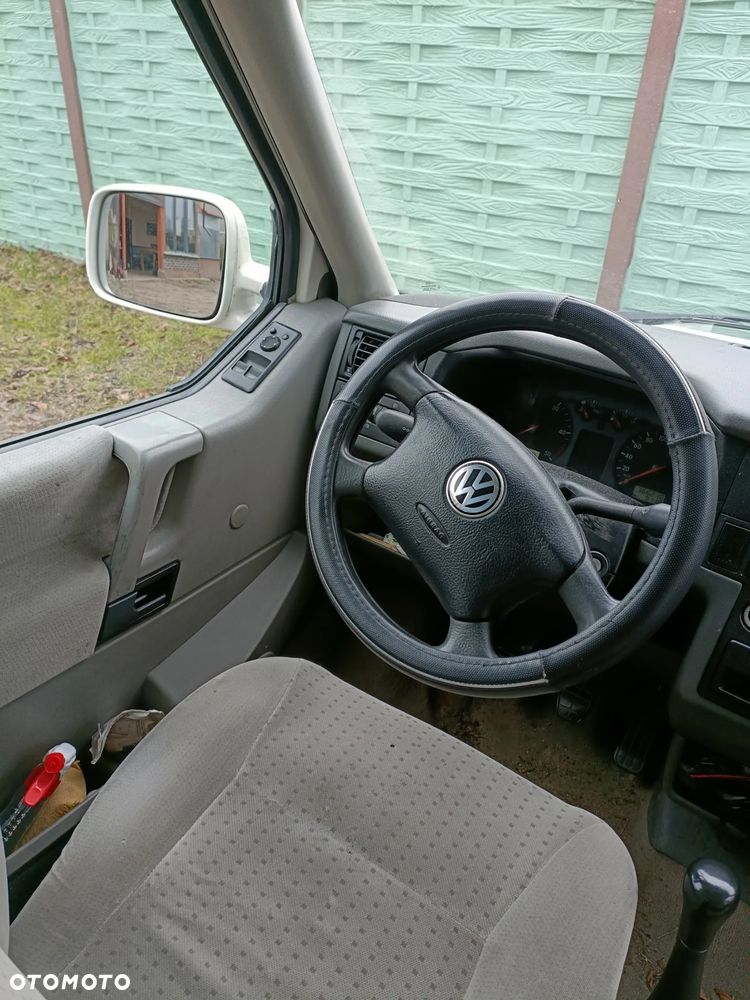 Volkswagen Caravelle GL - 5