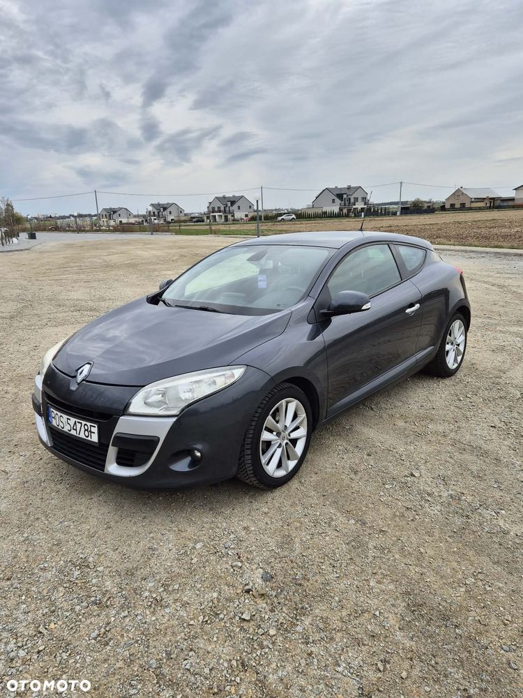 Renault Megane 1.9 dCi FAP Dynamique - 1