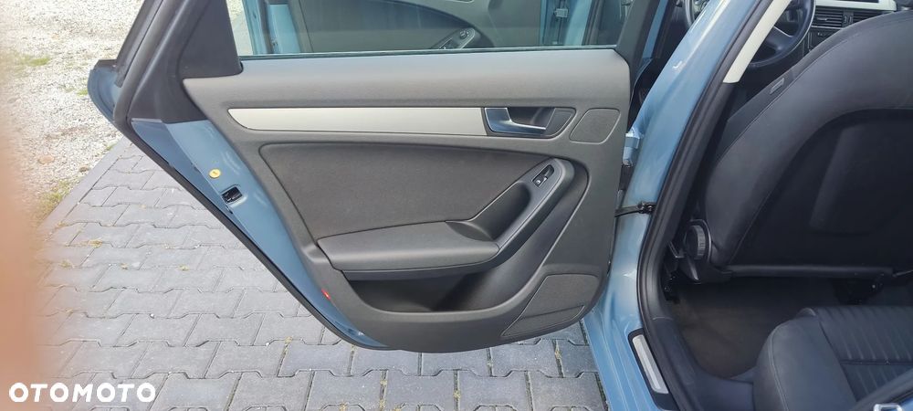 Audi A4 Avant 2.0 TFSI Ambition - 24