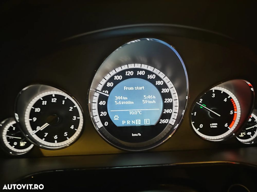 MERCEDES-BENZ E-Class 2010 — imagine 40