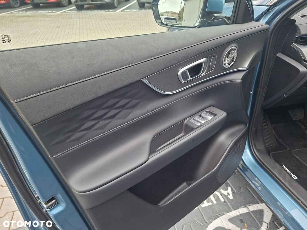 Chery Tiggo 8 1.6 T-GDI Comfort DCT - 17