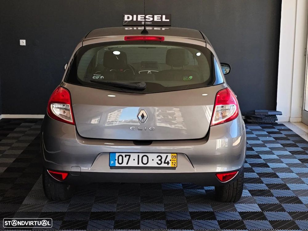 Renault Clio 1.5 dCi Dynamique S C.Reb. - 24