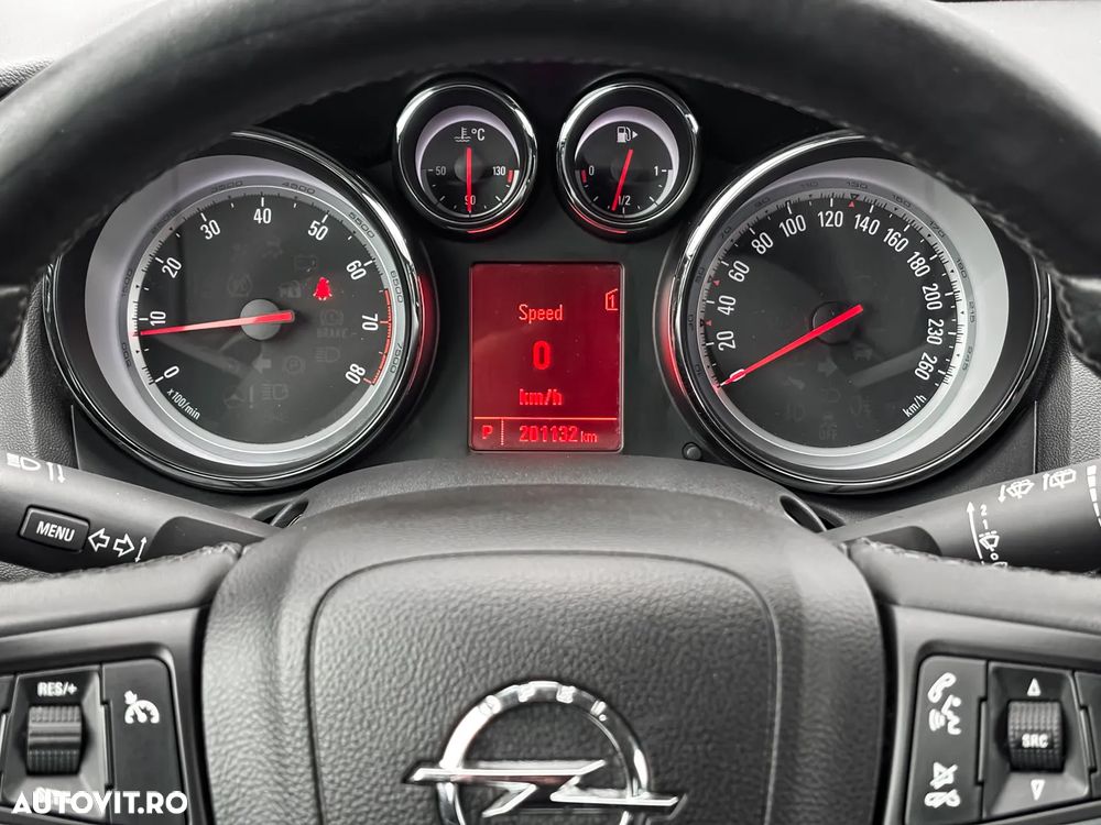 Opel Astra - 12