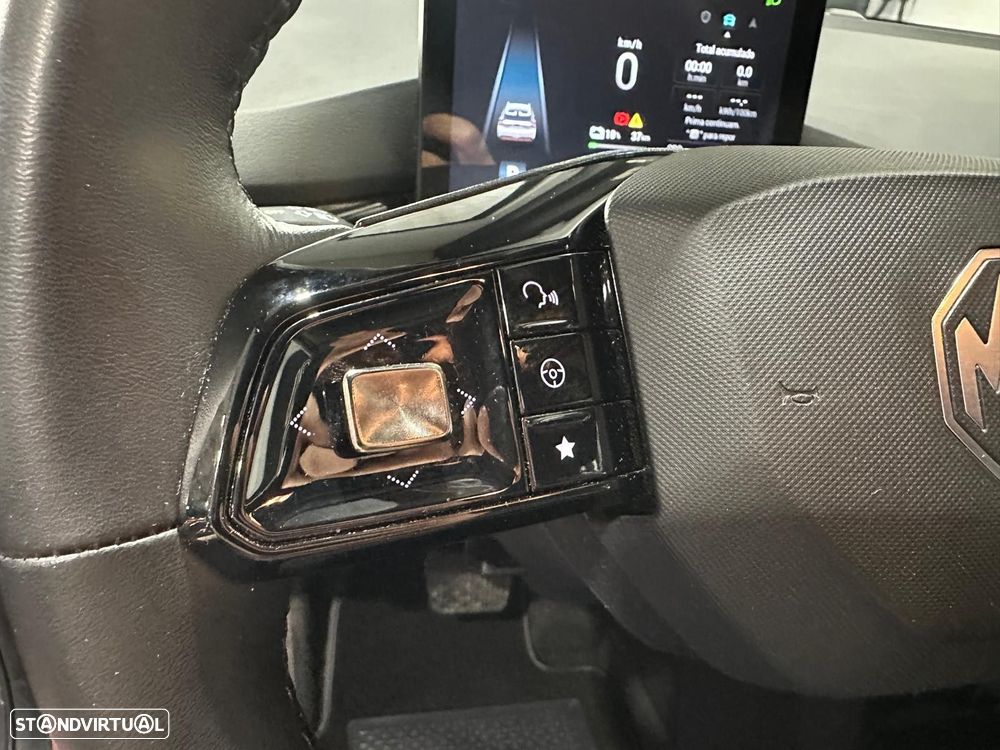 MG MG4 64 kWh Luxury - 41