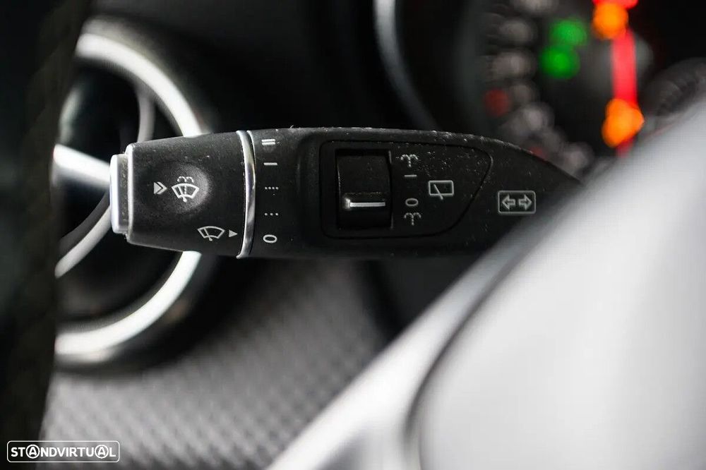 Mercedes-Benz A 180 d Fleet Pack Urban - 40