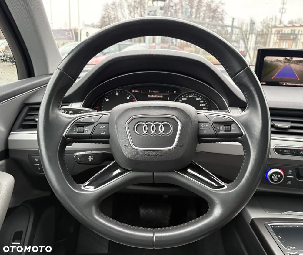 Audi Q7 - 12