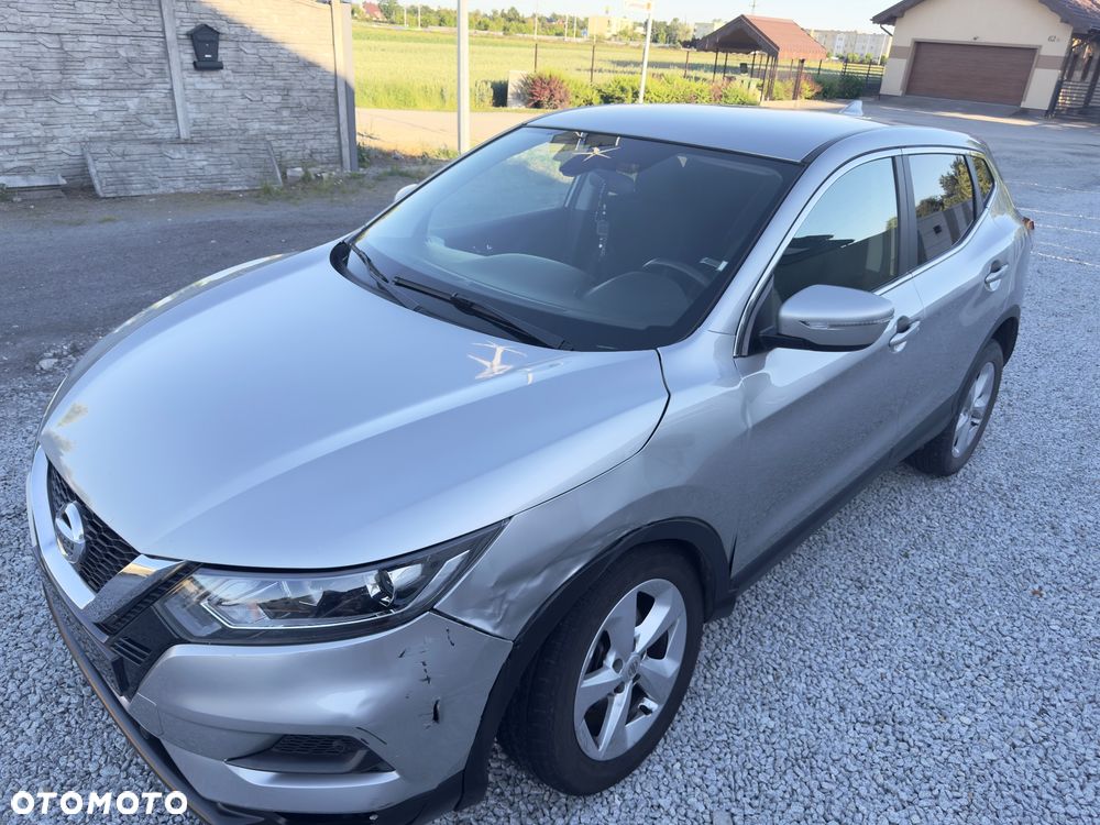 Nissan Qashqai 1.5 dCi N-Connecta - 18