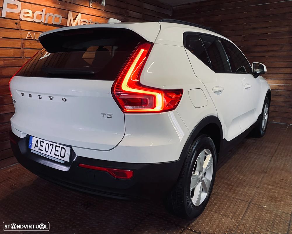 Volvo XC 40 1.5 T3 Momentum Core Geartronic - 2