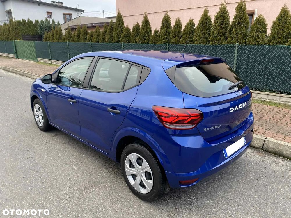 Dacia Sandero SCe 65 Essential - 3