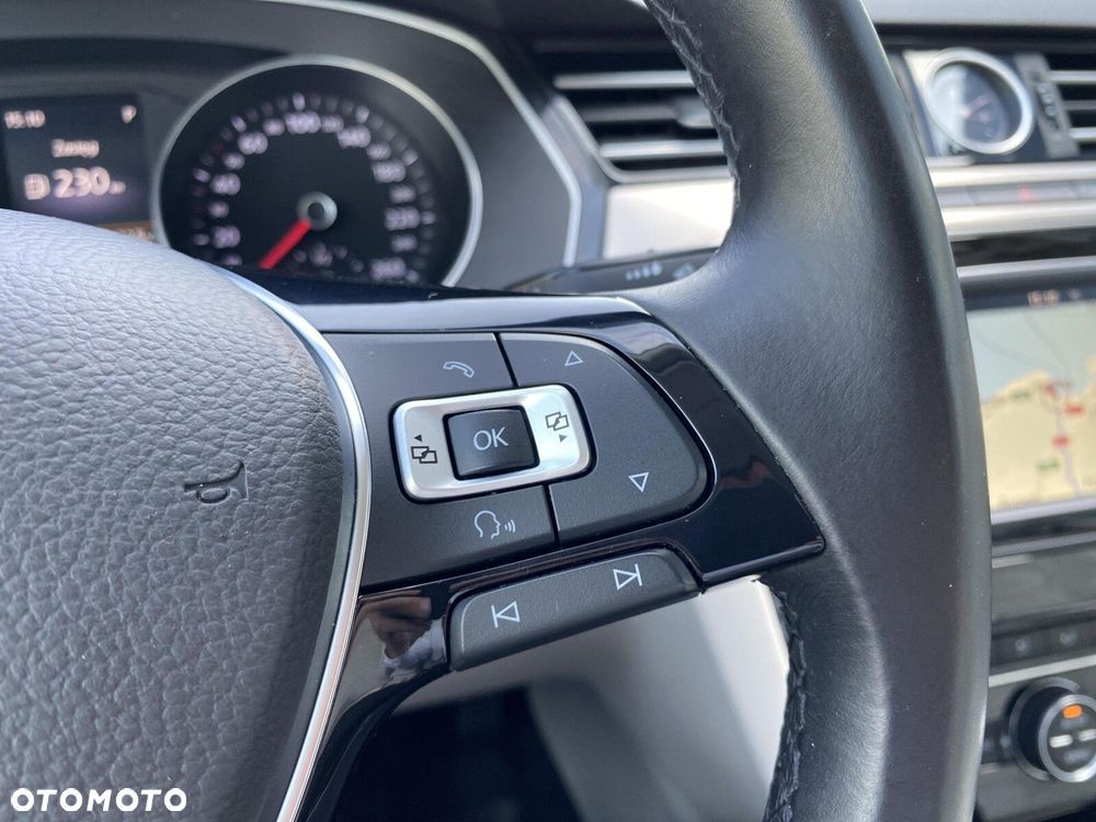 Volkswagen Passat 2.0 TDI BMT Highline DSG - 26