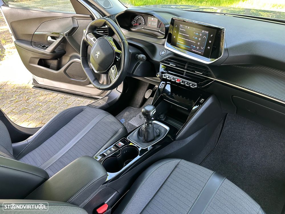 Peugeot 2008 1.5 BlueHDi Allure - 27
