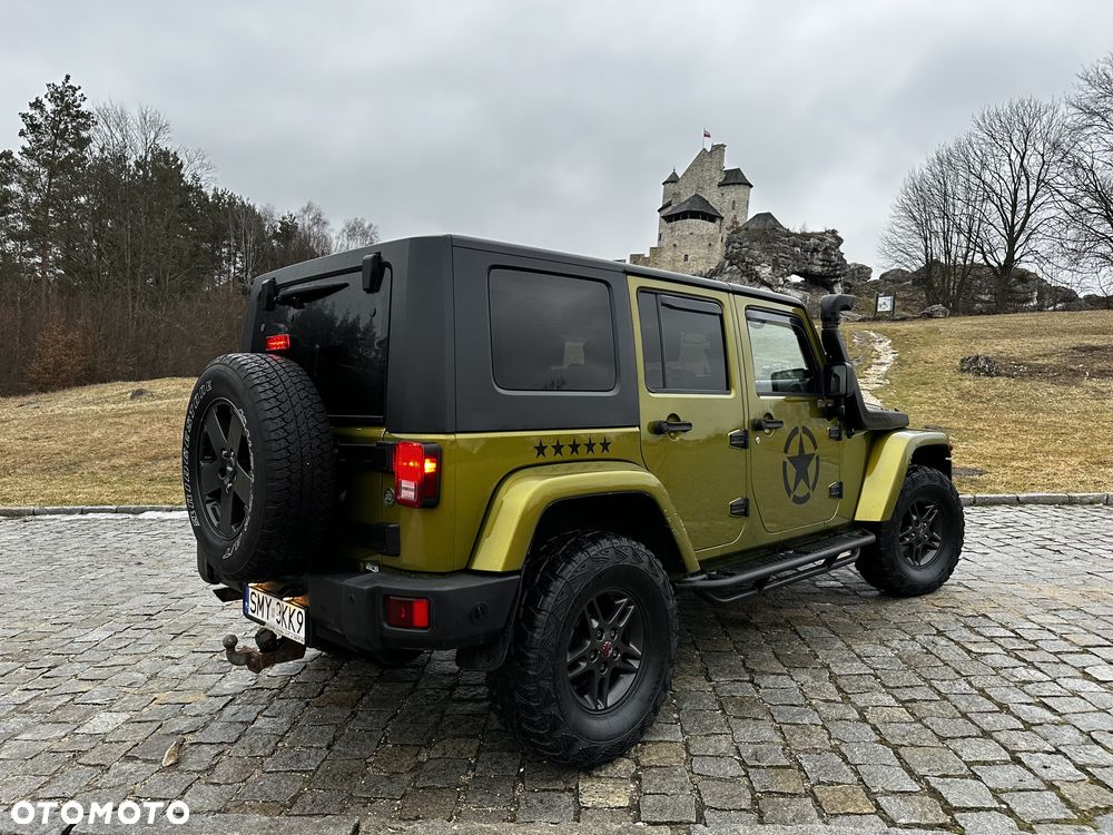 Jeep Wrangler Unlimited 3.8 Sahara - 6