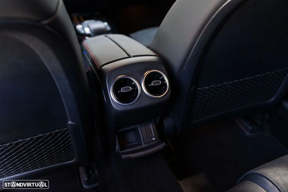 Mercedes-Benz A 180 7G-DCT AMG Line - 22