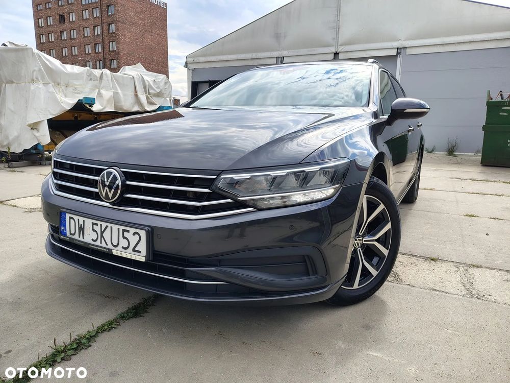 Volkswagen Passat 2.0 TSI Business DSG - 1
