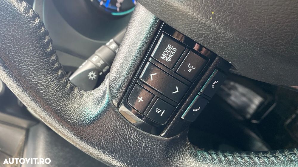 Toyota Hilux 2.8D 204CP 4x4 Double Cab AT Invincible - 16