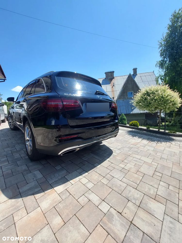 Mercedes-Benz GLC 250 4-Matic - 4