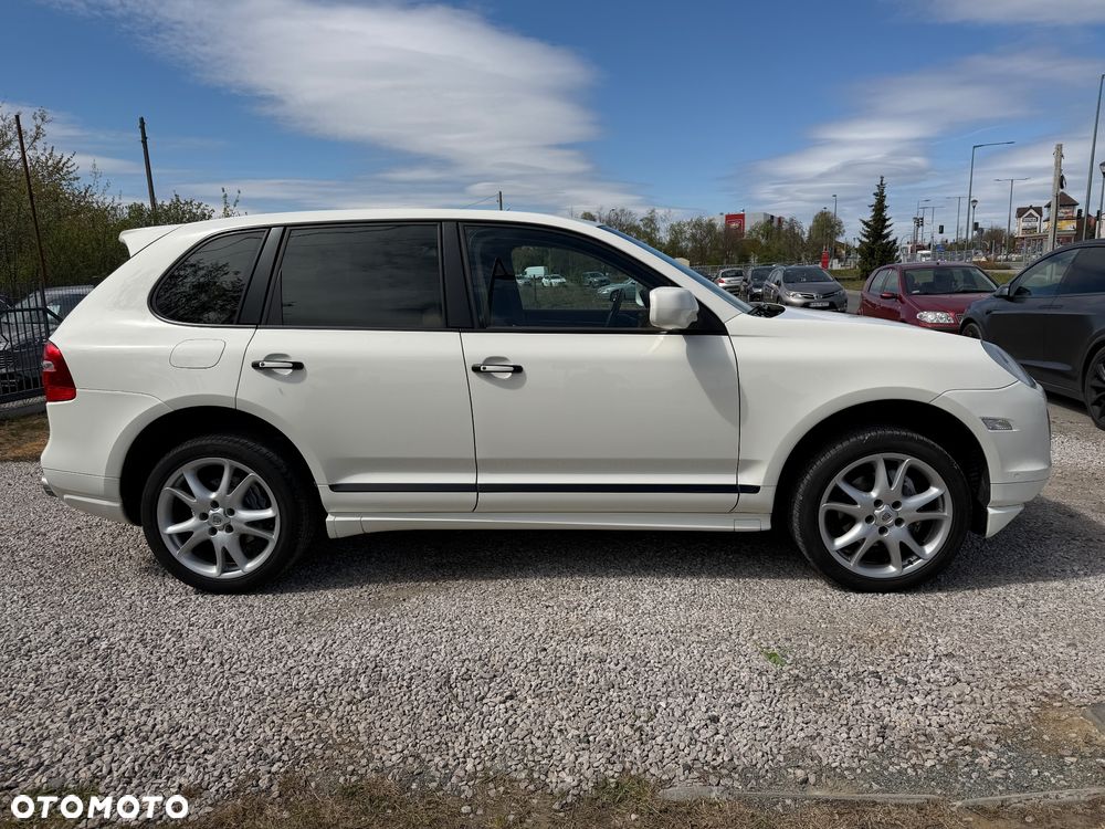 Porsche Cayenne Tiptronic S - 6